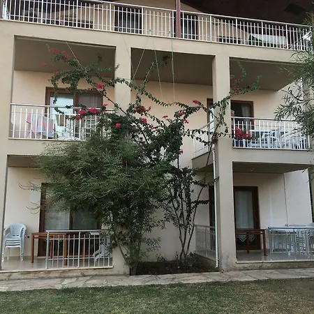 Akkus Apart Apartment Palamutbuku